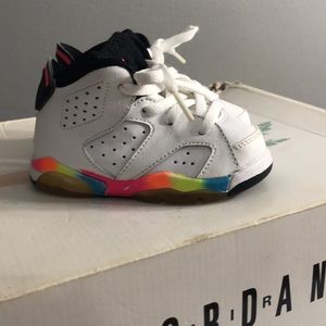 Jordan 6s retro sneakers 100% authentic toddler size 5.5